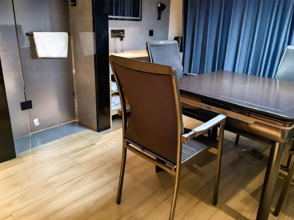 Yipeng Smart Cinema Hotel (Yiwu Suxi Zhixin Branch) Hotel in Hangzhou