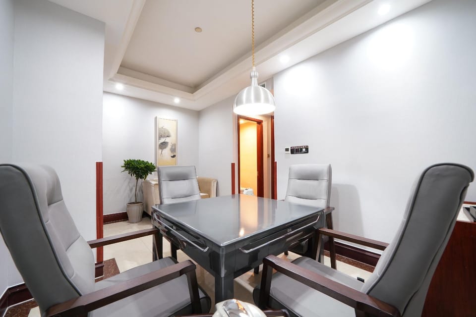 Zhuji Tongsheng Hotel (Wanfeng Xintiandi Branch) Hotel in Hangzhou