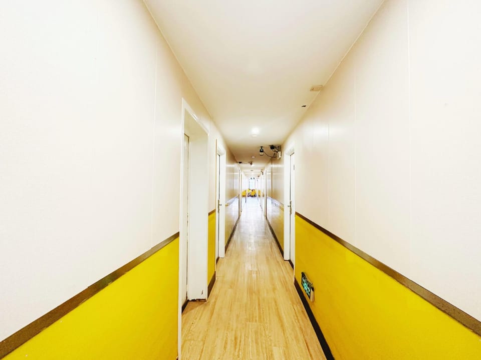 Tiande Hotel (Jiubao Passenger Transport Center Branch) Hotel in Hangzhou