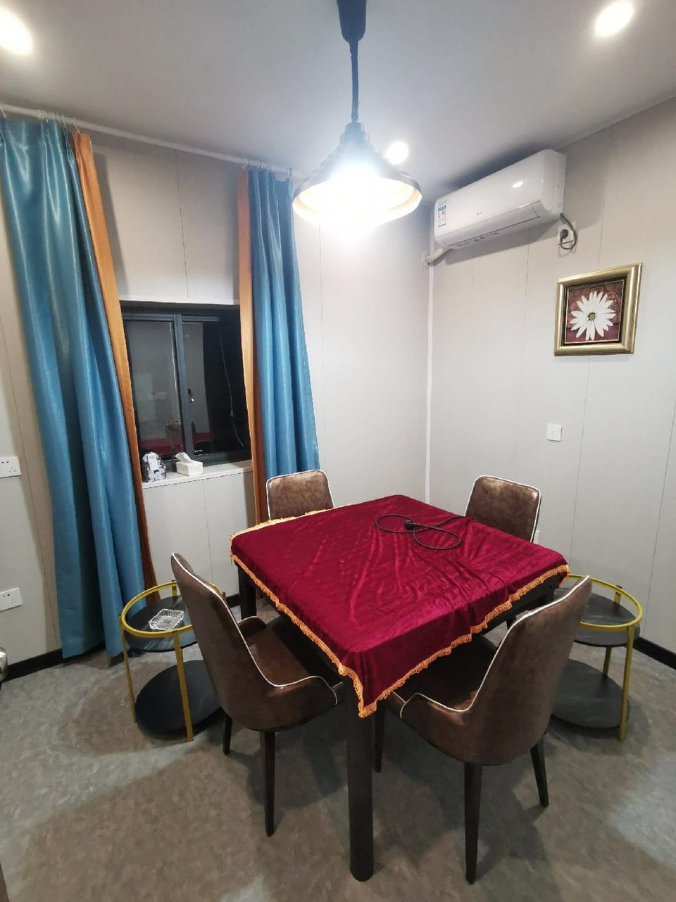 Gezhi Apartment Hotel in China