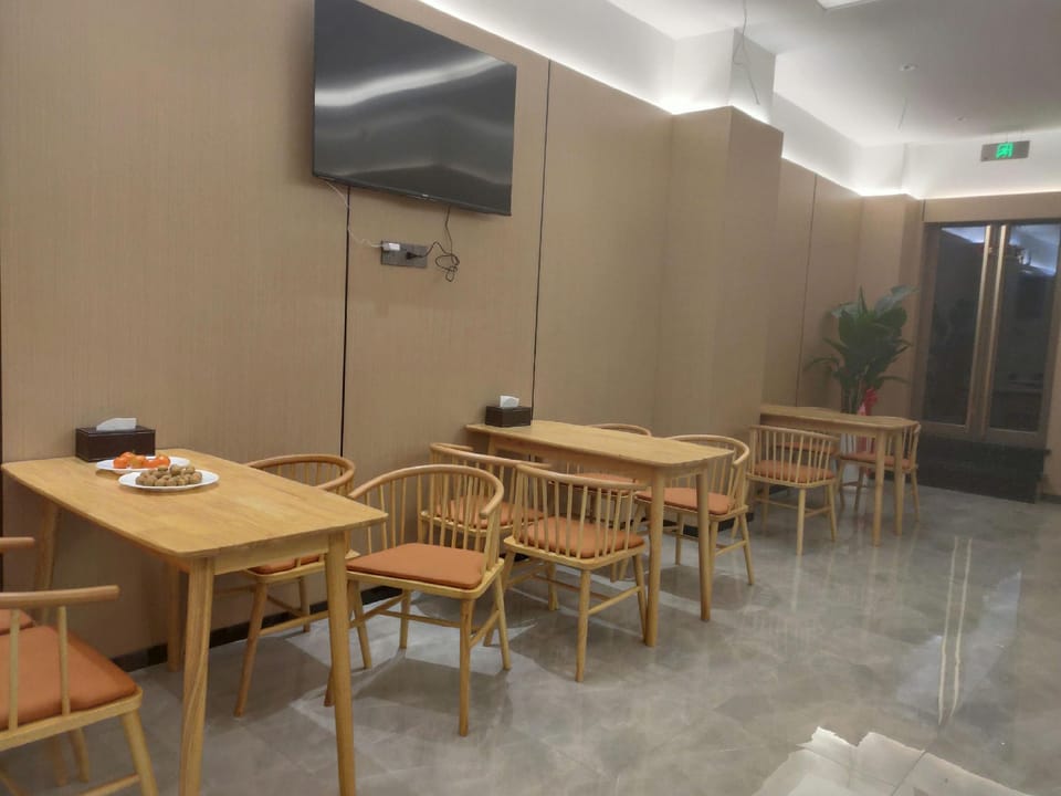 City Home (Mengcheng Kunpeng Lake Store) Hotel in Jiangsu