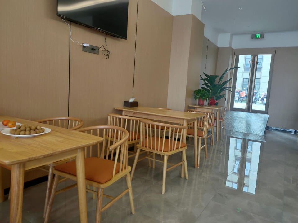 City Home (Mengcheng Kunpeng Lake Store) Hotel in Jiangsu
