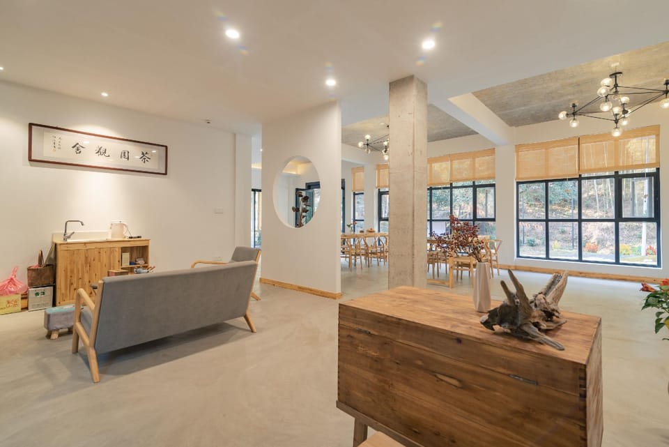 Tea Garden View House B&B (Taohuatan Scenic Area Branch) Hotel in Zhejiang