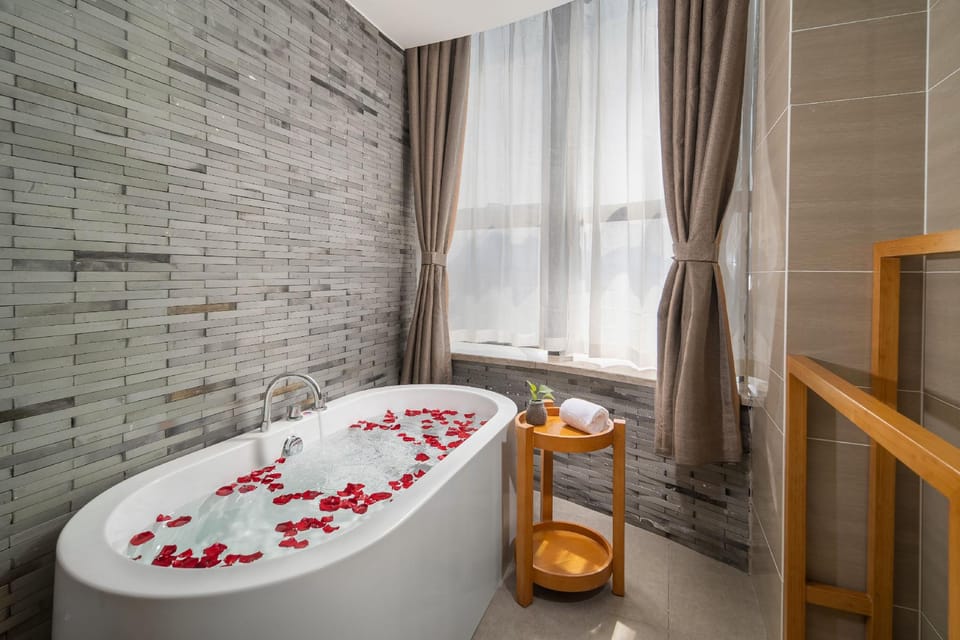 Anji Greenland Platinum Hotel Hotel in Zhejiang
