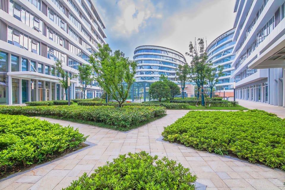 Flower House Apartment (Shanghai Hongqiao Railway Station Branch) Hotel in Shanghai
