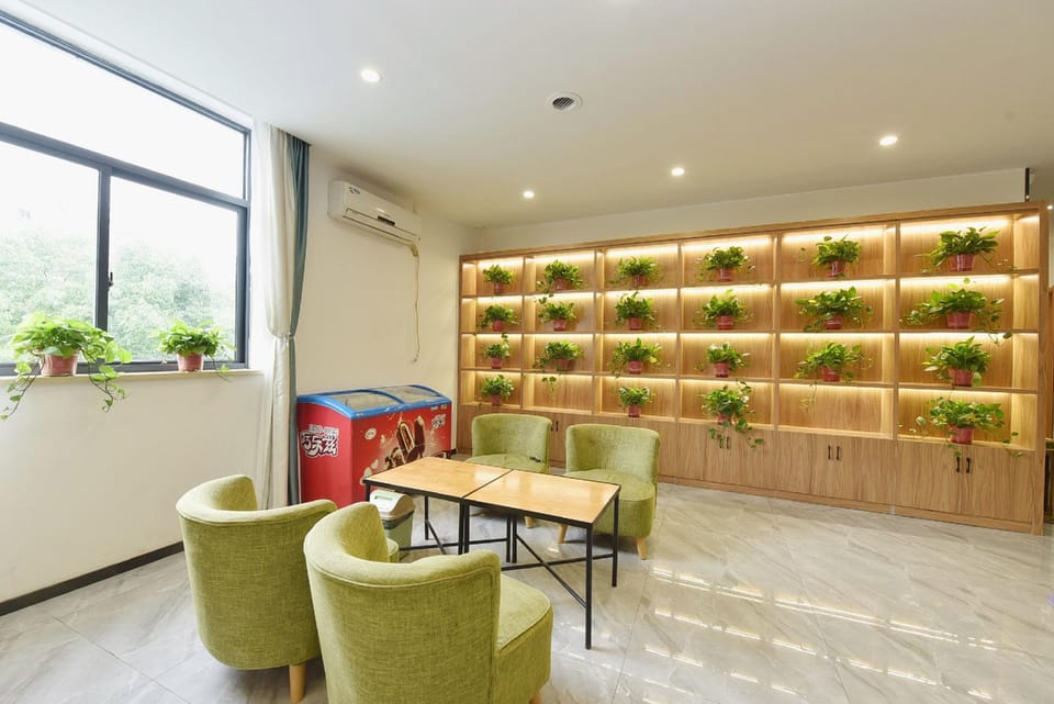 Xinbaiya Esports Hotel (Gongjie Branch) Hotel in Jiangsu