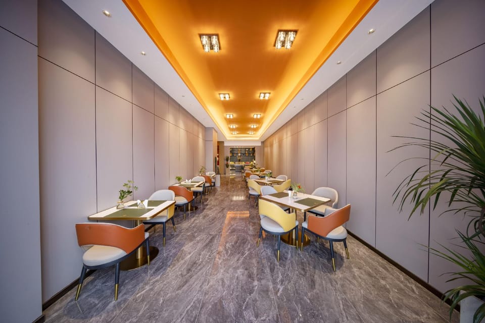 CEO·Mingyue Hotel (Pujiang Jinzhai E-commerce Industrial Park Branch) Hotel in Hangzhou