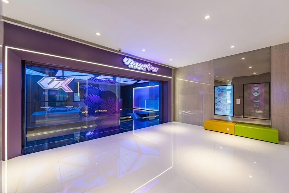 Weikai Esports Hotel (Shanghai Hongqiao Hub Longhu Tianjie Branch) Hotel in Shanghai
