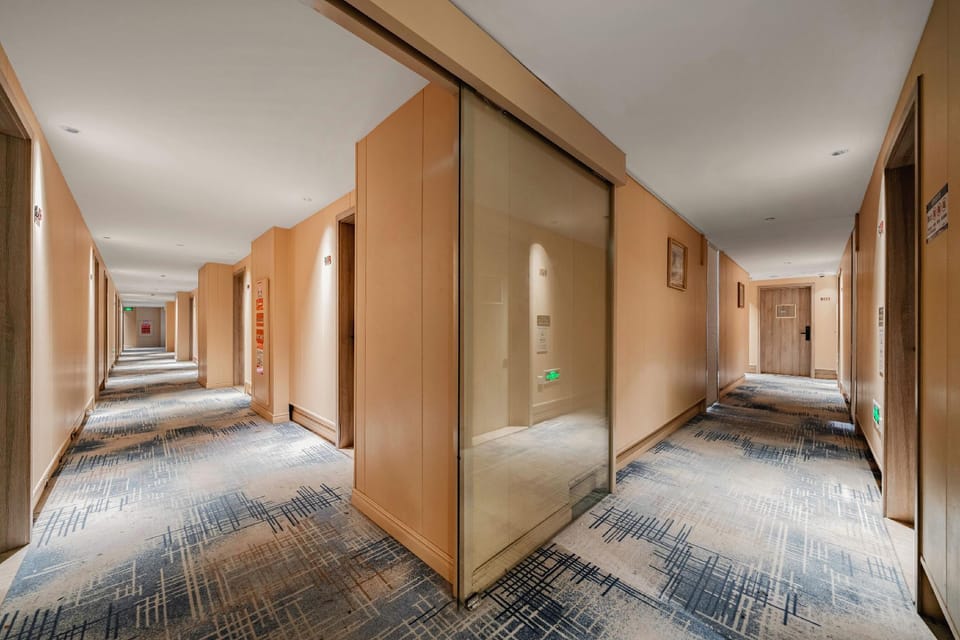 Yiduo Hotel (West Lake Huanglong Sports Center Branch) Hotel in Hangzhou