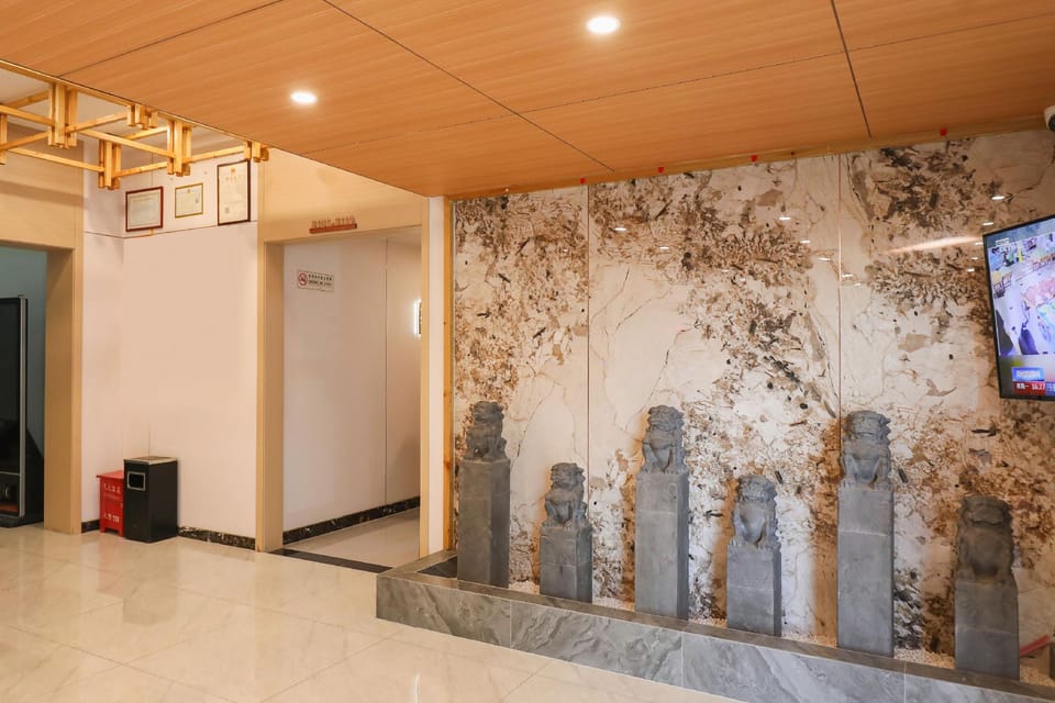 Durian Star Chain Hotel (Nanjing South Railway Station Shuanglong Avenue Metro Station Branch) Hotel in Nanjing