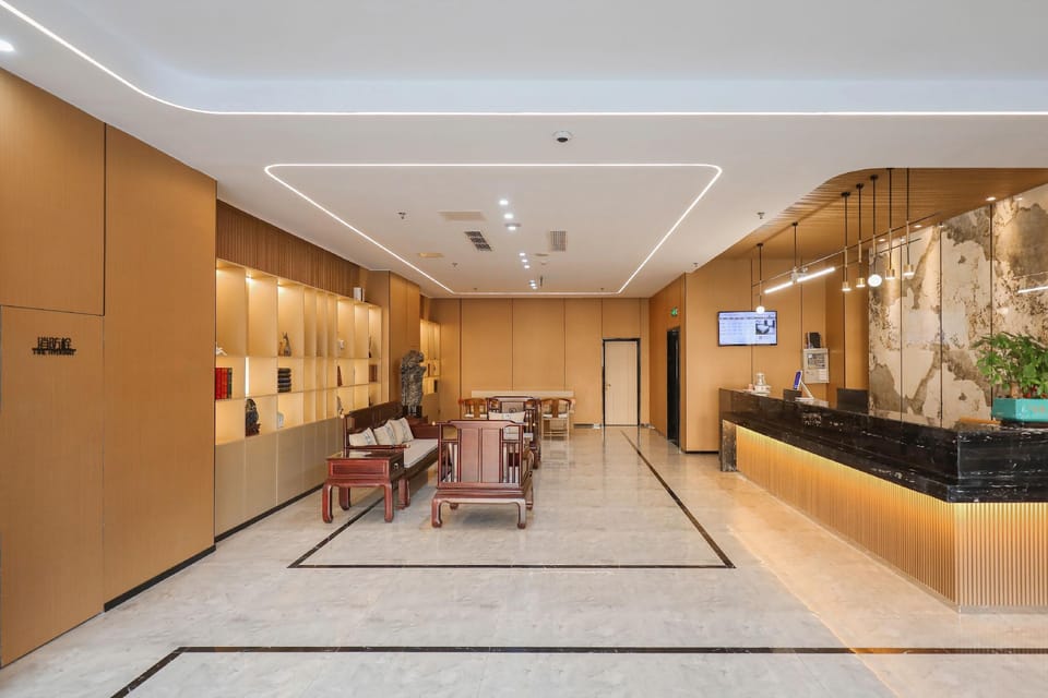 Qingmu Platinum Hotel (Ma'anshan Hexian Wujiang Branch) Hotel in Nanjing