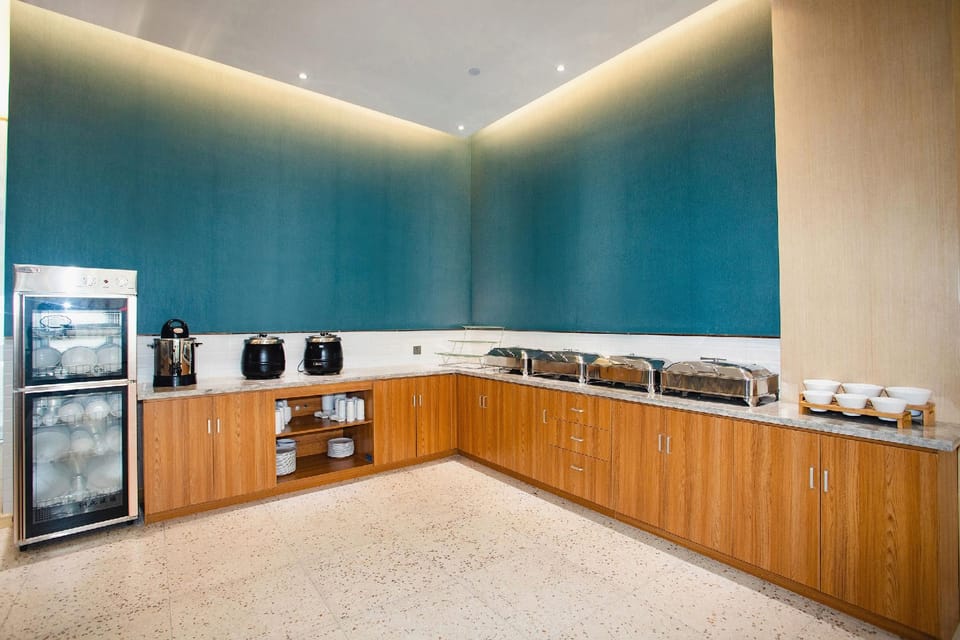 Ruitian Selected Hotel (Wenzhou Yongjia Oubei Lingyue Plaza Branch) Hotel in Zhejiang
