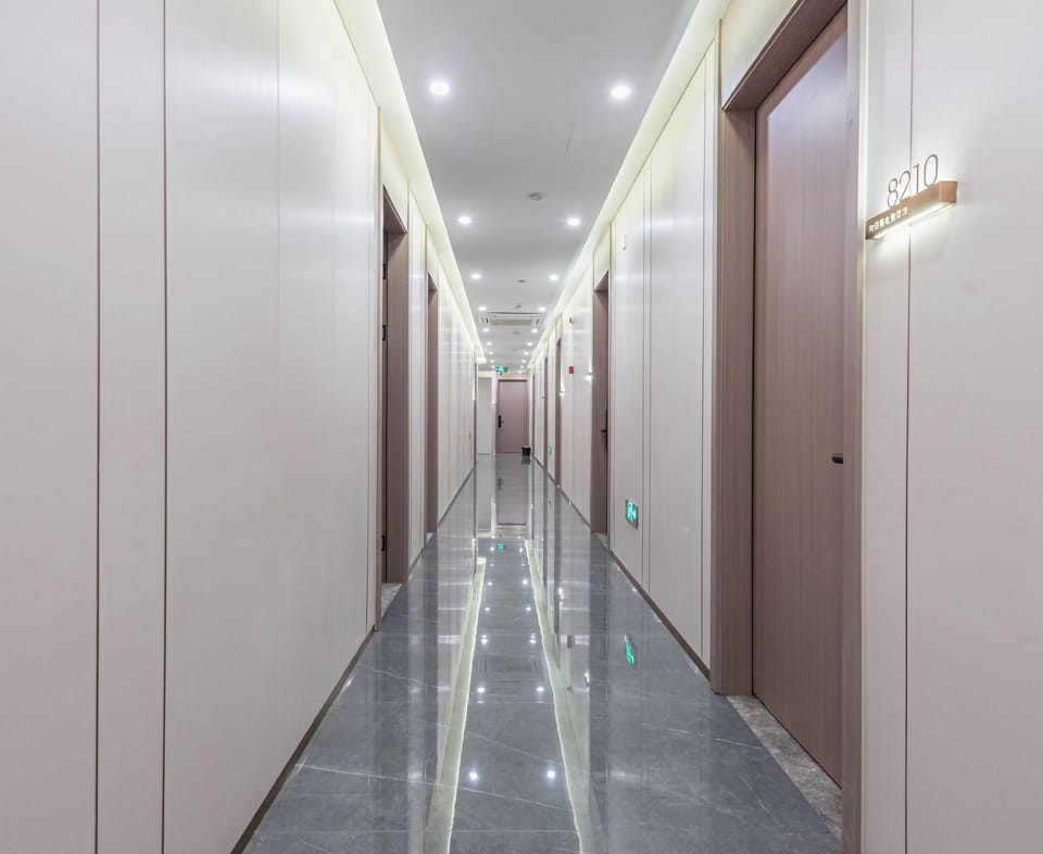Sunflower Esports Hotel (Dongming Road Branch) Hotel in Zhejiang