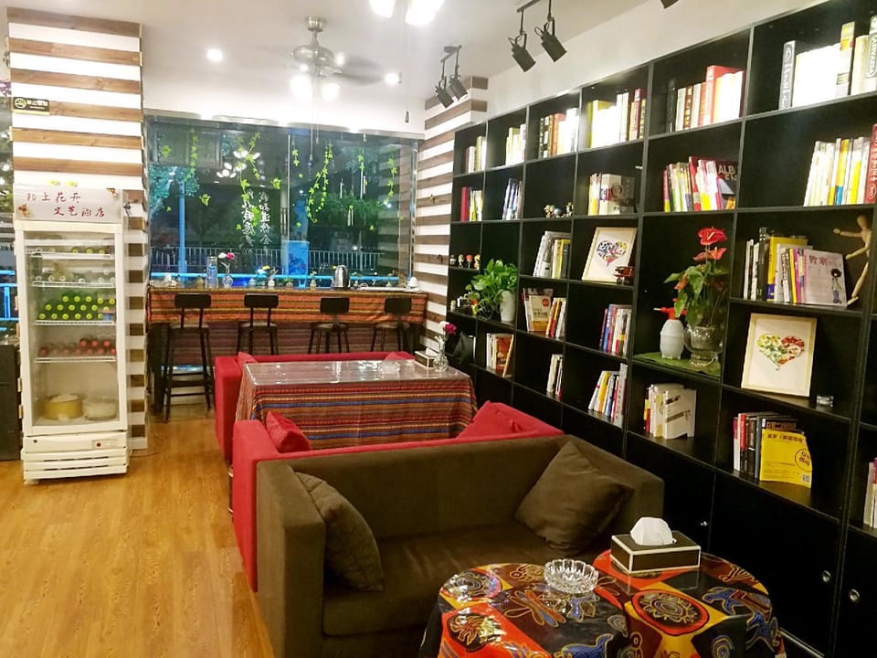Moshang Huakai Art Hotel (Olympic Sports Center Branch) Hotel in Nanjing