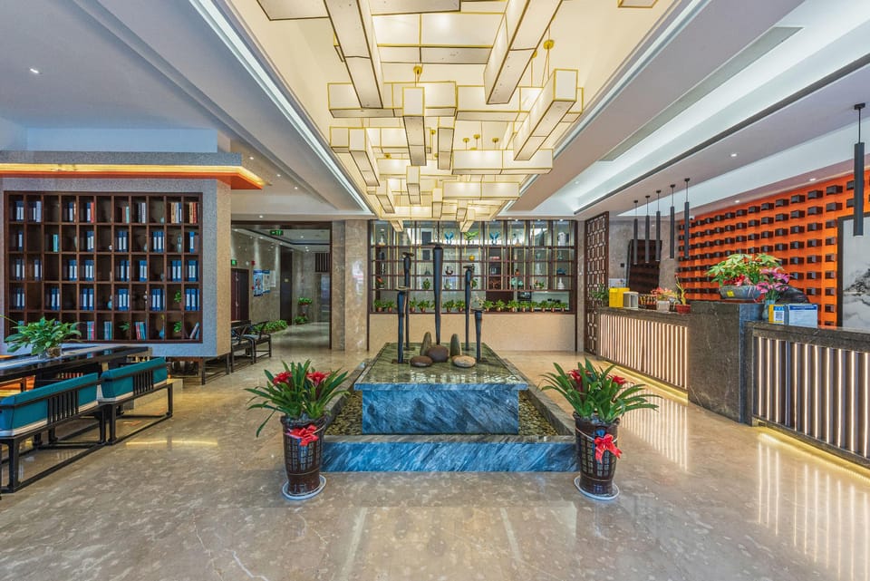 Qing Teng Art Hotel (Cixi Kandun Branch) Hotel in Zhejiang