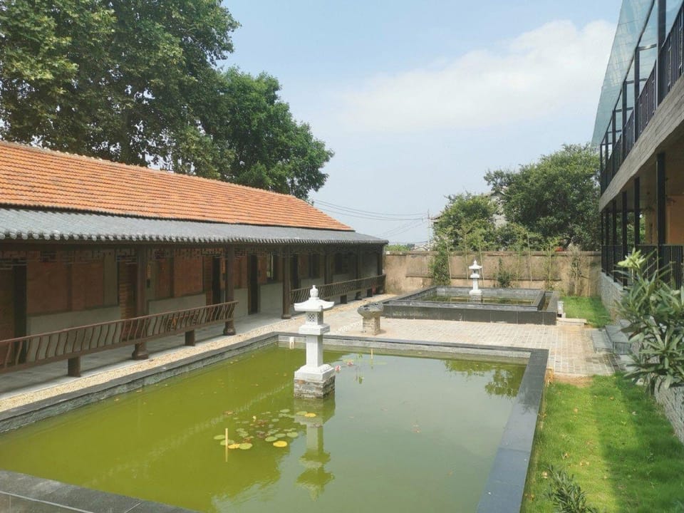 Educated Youth Village Hotel in Jiangsu