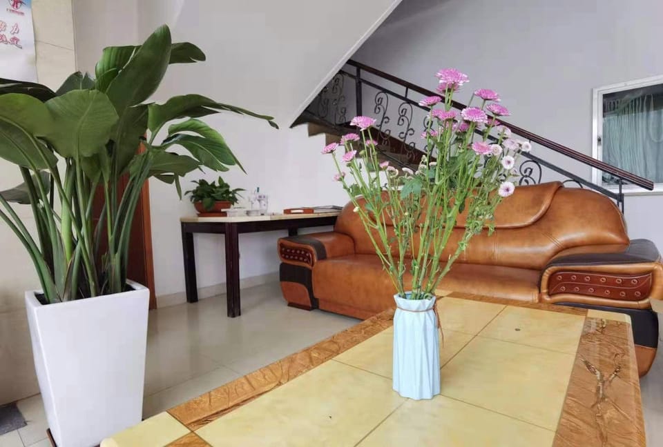 Hello Hotel (Hefei Yangtze River Wholesale Market East Twentybu Subway Station Branch) Hotel in Jiangsu