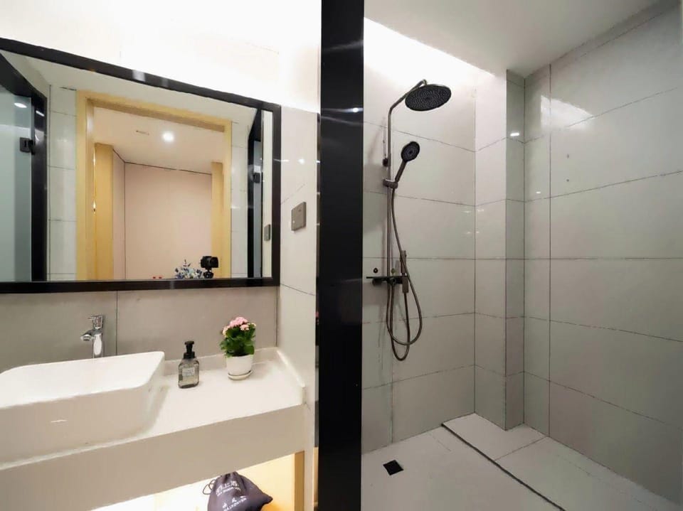 Lixin Business Hotel Hotel in Zhejiang