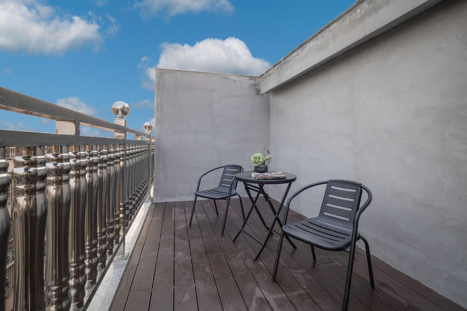Paris Hotel (Yiwu Beiyuan Branch) Hotel in Hangzhou