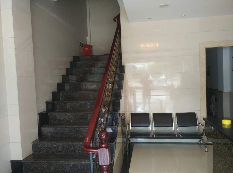 Huayue Hotel Hotel in Zhejiang