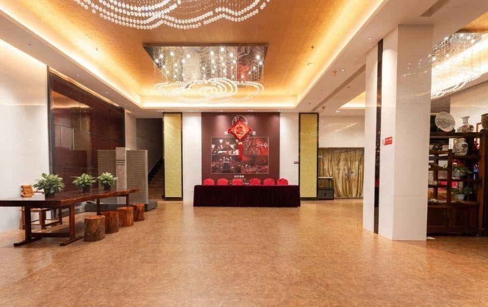 Wanlong Business Hotel Hotel in Guangdong