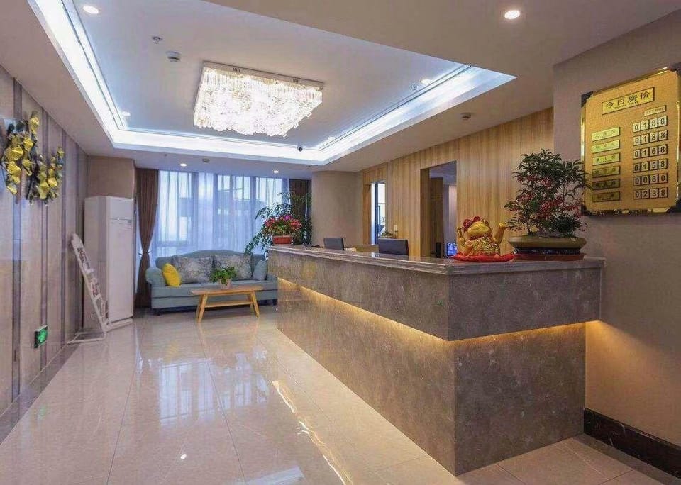 Yado Business Hotel (Huzhou Changxing Mingzhu Road Branch) Hotel in Suzhou