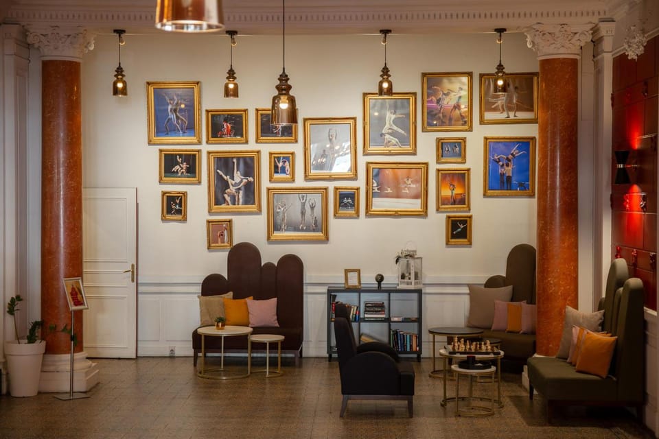 Grand Hotel du Midi Montpellier - Comedy Opera Hotel in Montpellier