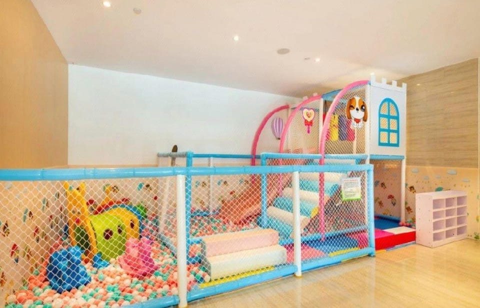 Jingzijin Hot Spring E-sports Hotel (Wuyi Railway Station Branch) Hotel in Zhejiang