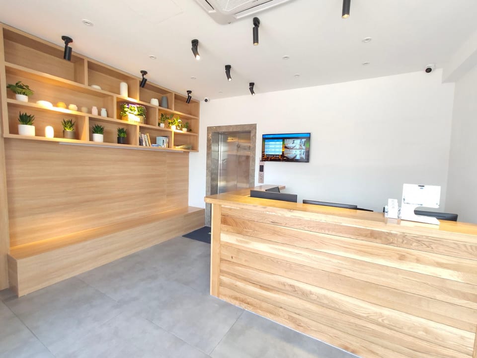 Weike City Hotel (Ningbo Beilun Ningbo Vocational College Branch) Hotel in Zhejiang