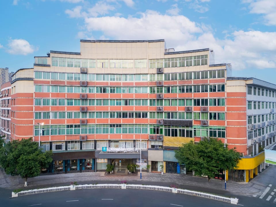 TourChina HOTEL (Pingyang Shuitou Roundabout Branch) Hotel in Zhejiang
