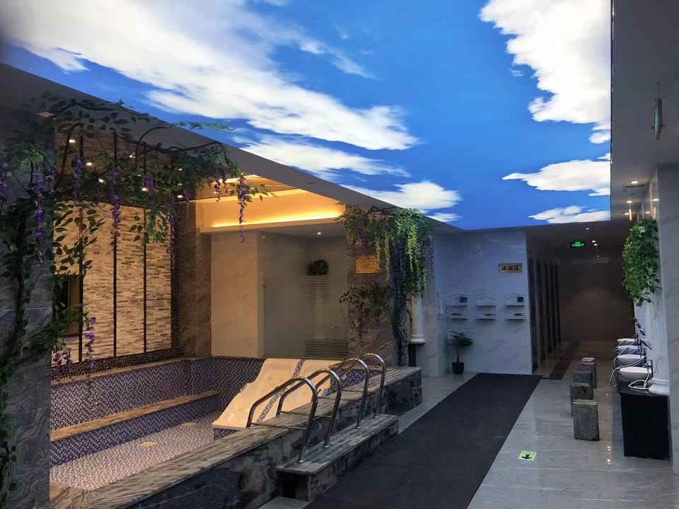 Huangting Bath Center Hotel Hotel in Zhejiang