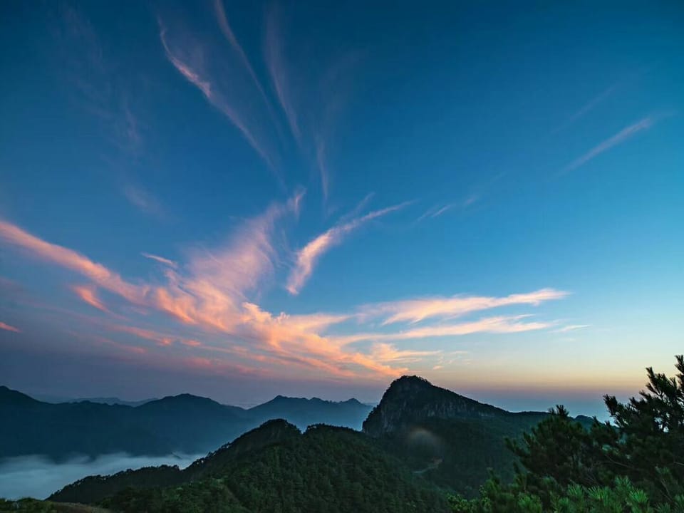 Zhejiang West Grand Canyon Longshang Renjia Farmhouse Inn Hotel in Hangzhou