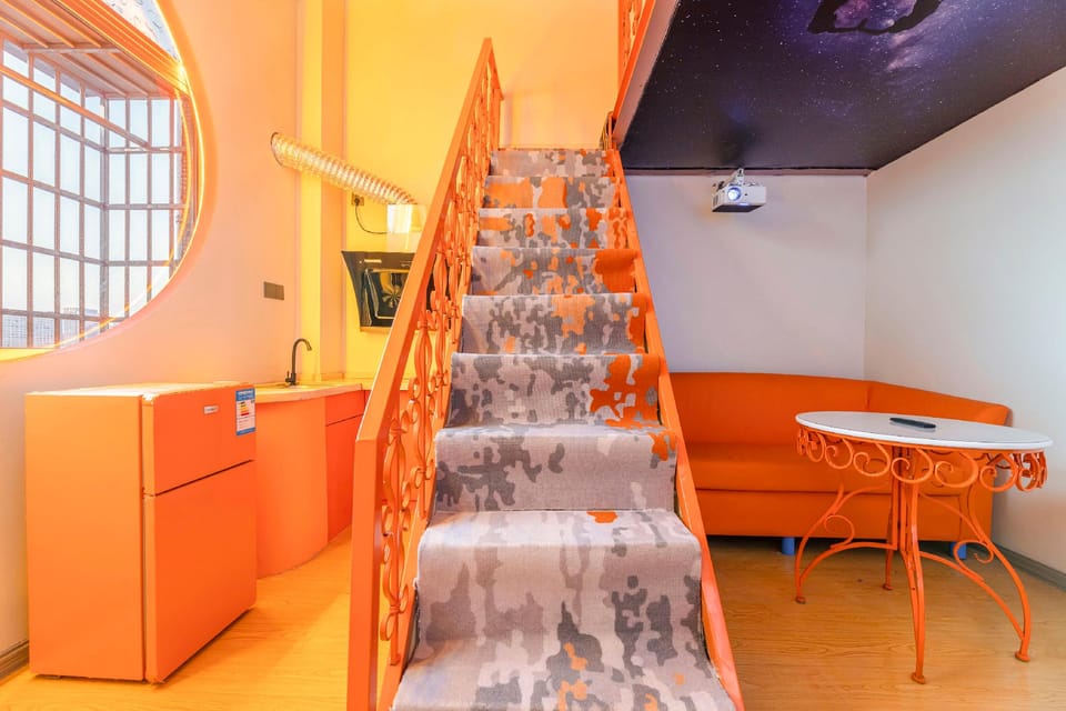 Orange Garden Must-Stay Hotel (Bad Boss Billiards Club Branch) Hotel in Zhejiang