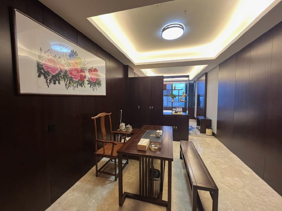 Shunyuan Hongxi Hotel (Weishan Branch) Hotel in Jiangsu