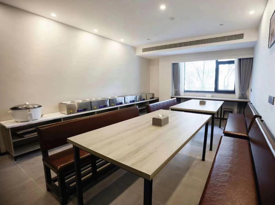 Home Inns Group - Nanjing Maigaoqiao Metro Station Paibo Cloud Hotel Hotel in Nanjing