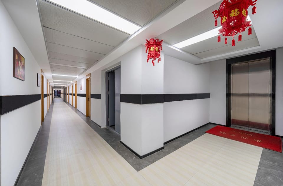 Shaoxing Junling Hotel (Shaoxing No.1 Middle School Metro Station Branch, Higher Education Park) Hotel in Hangzhou