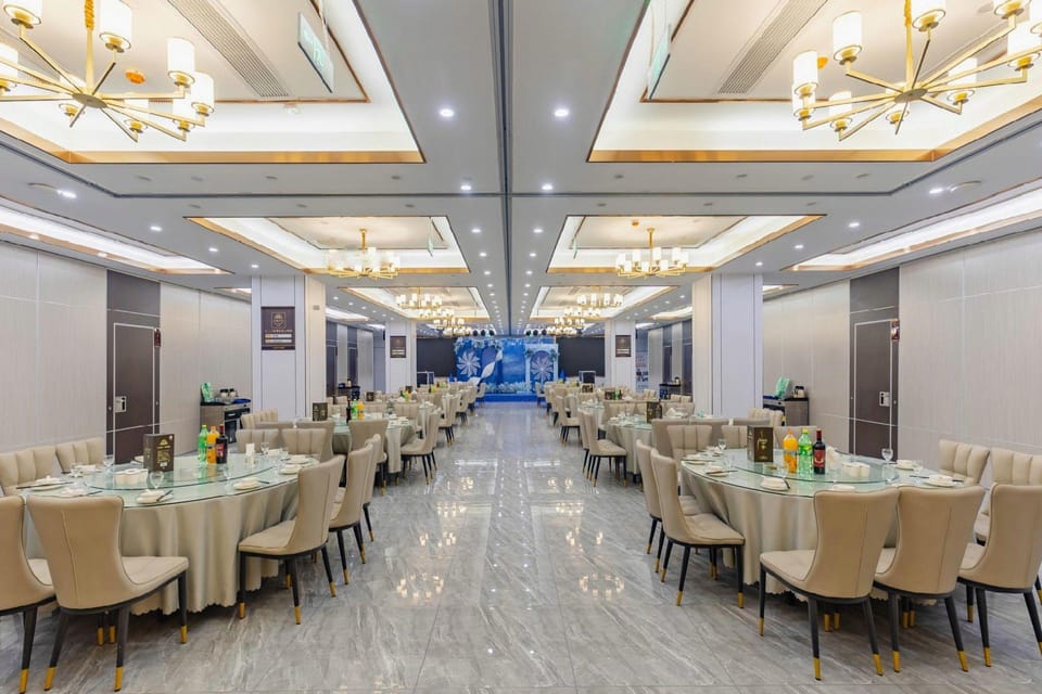 Meet the Wisdom of the East Hotel Hotel in Nanjing