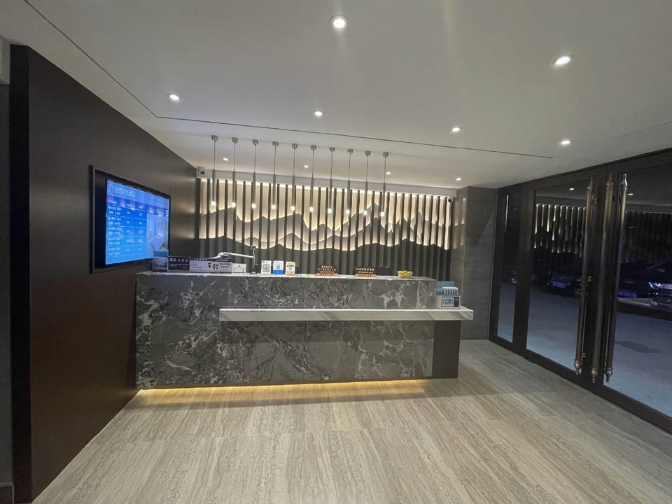 Natural Harmony Hotel Hotel in Zhejiang