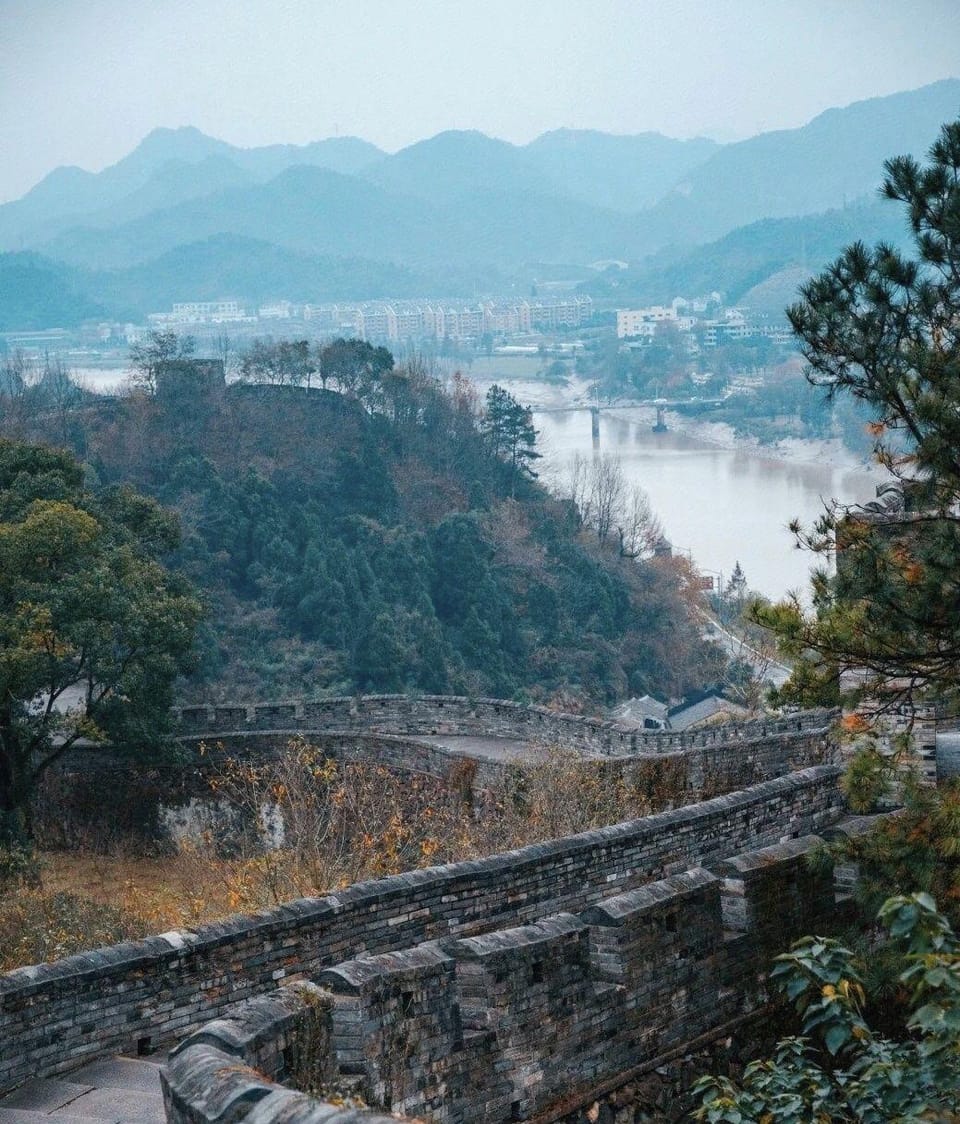 Chonghe Business Hotel Hotel in Zhejiang