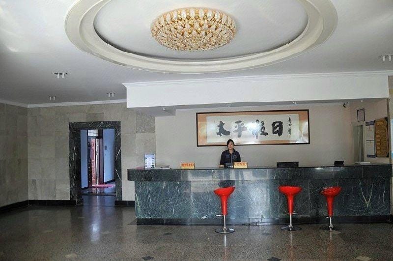 Xintaiping Holiday Hotel (Zhongtong Plaza Branch, Huangshan District) Hotel in Zhejiang