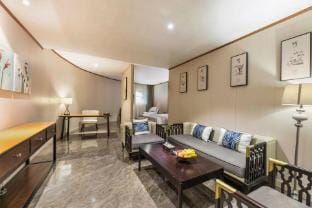 Meihao Haitang Hotel (Zhangjiagang Jiyang Lake Branch) Hotel in Suzhou