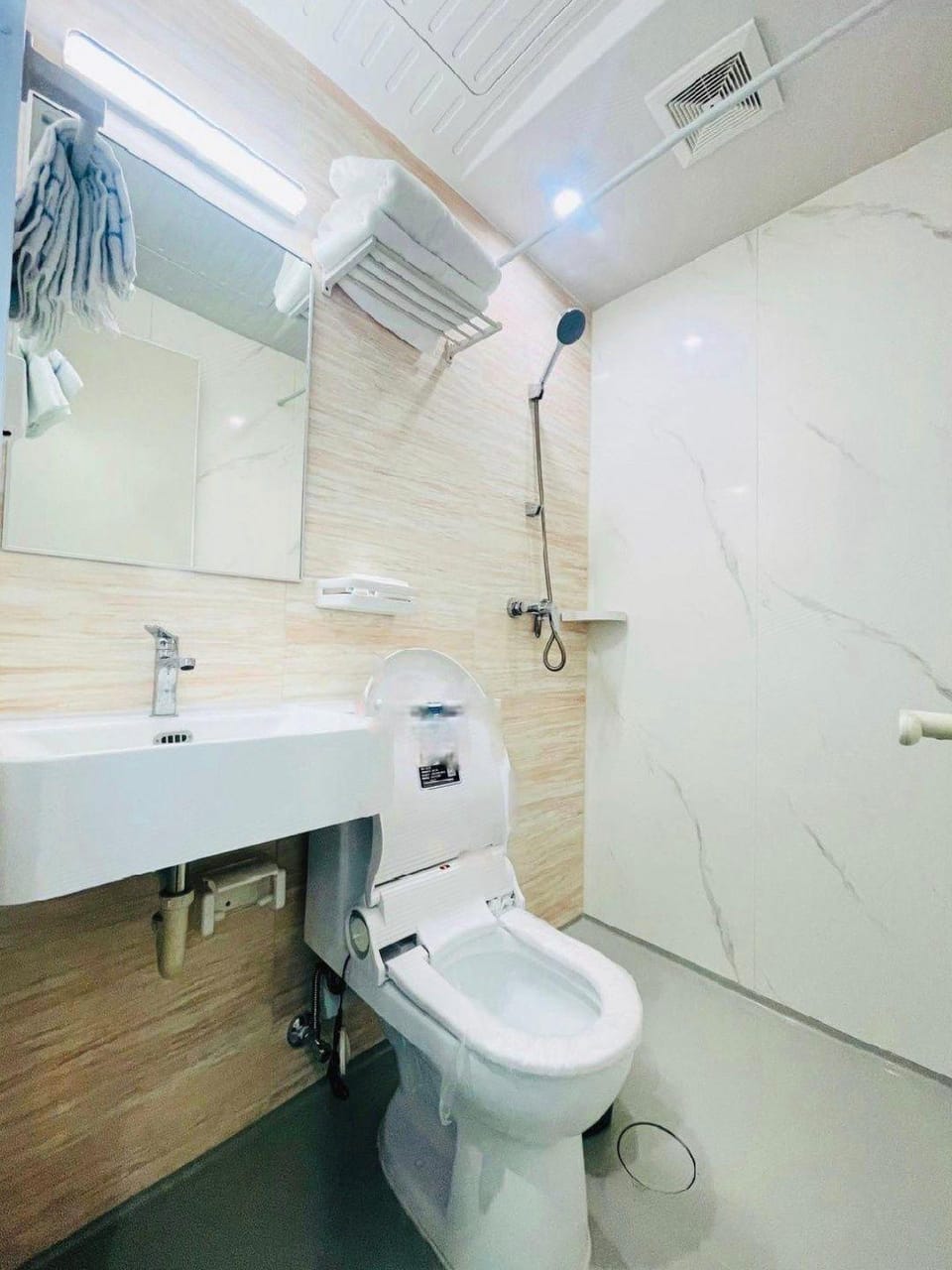 Tongxin Express Hotel Hotel in China