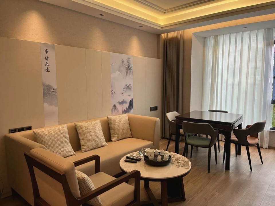 Platinum Luxury Smart Hotel Hotel in Zhejiang