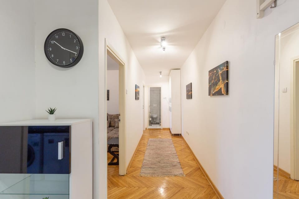 King Marko Apartment (65m2) Hotel in Belgrade