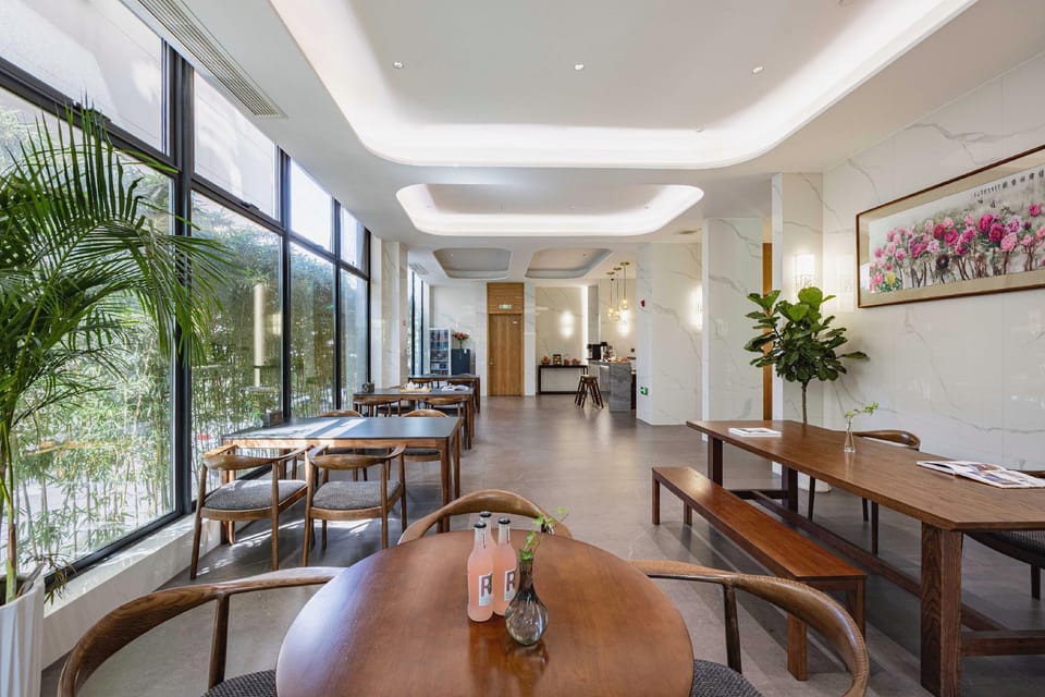 Jin'ao Kelly Hotel (Jinhua High-speed Railway Station Branch) Hotel in Zhejiang