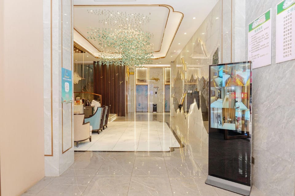 Caiyang Hotel (Renmin Road Branch) Hotel in China