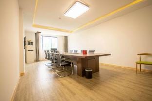 Heng 8 Chain Hotel (Fanchang Anding Road) Hotel in Zhejiang