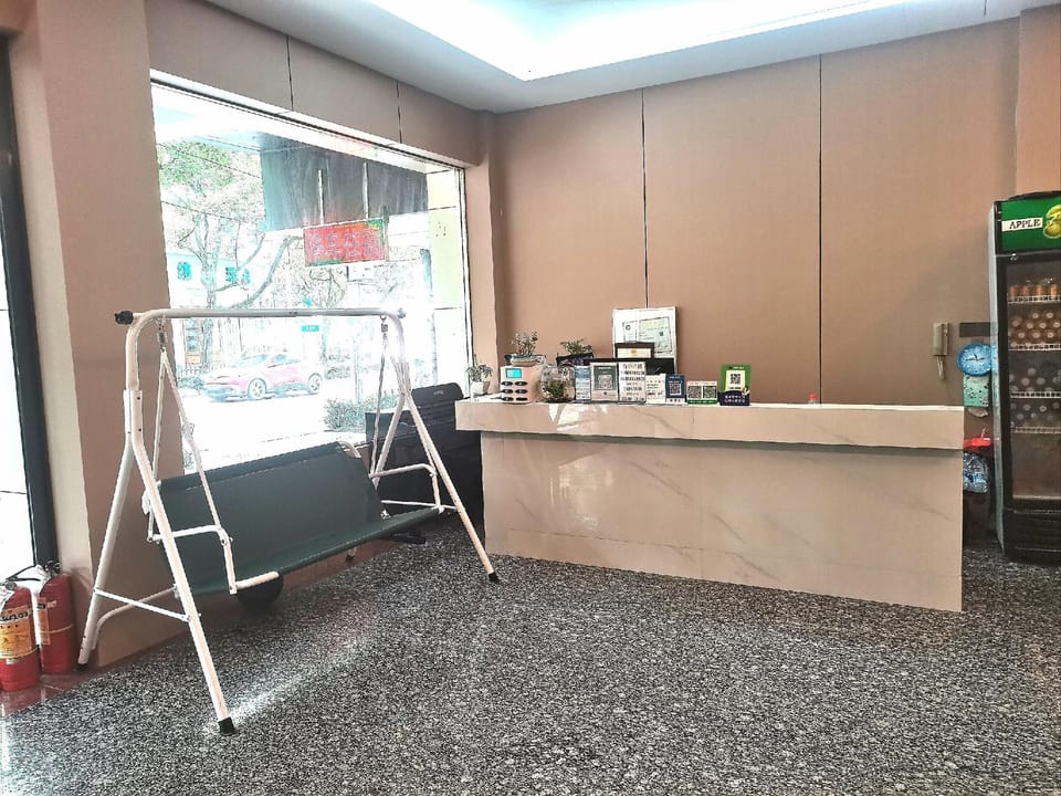 Golden Sunshine Hotel (Wandi Plaza Branch) Hotel in Zhejiang
