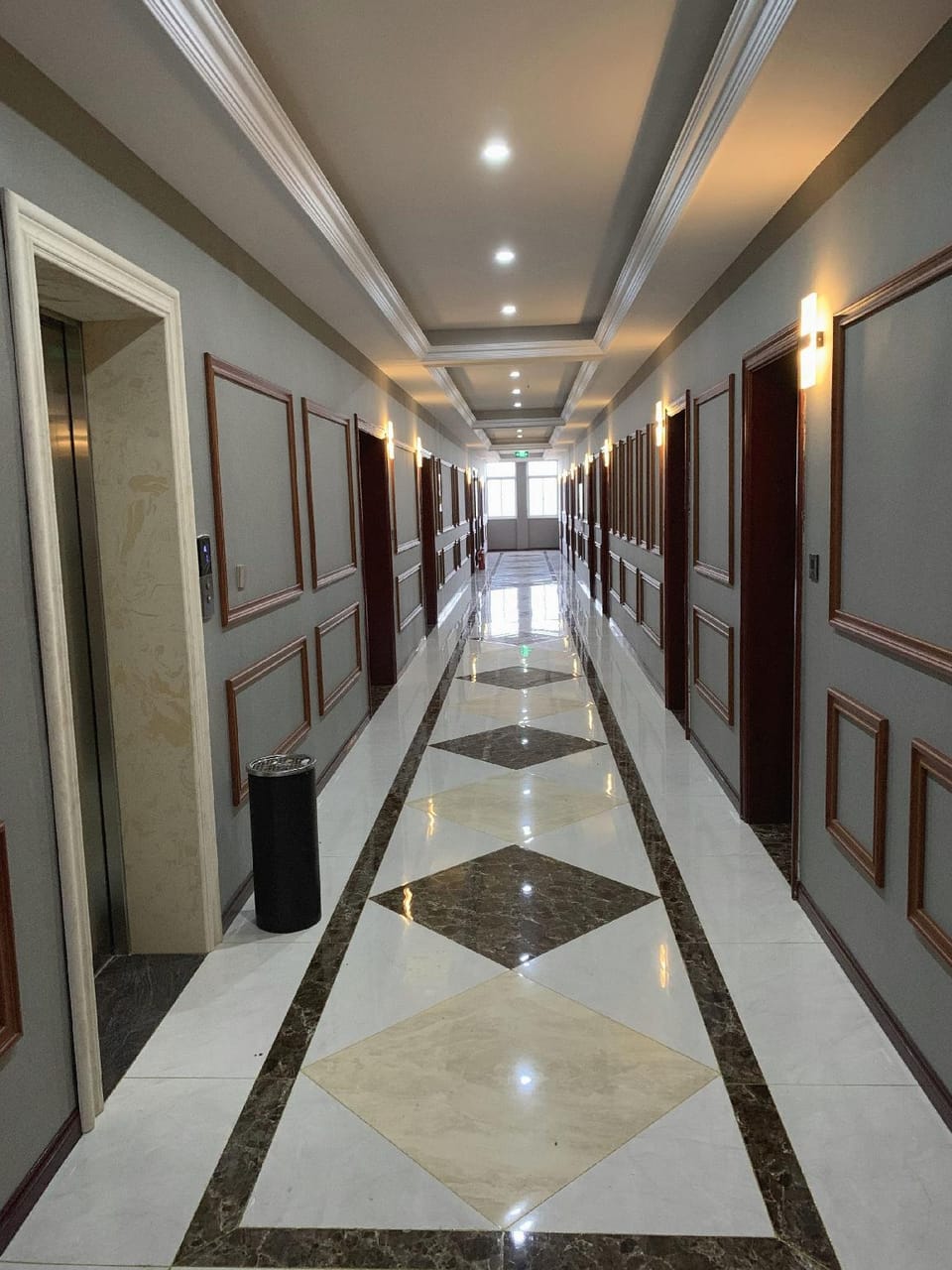 Xu Bai Restaurant Guest Rooms Hotel in Jiangsu