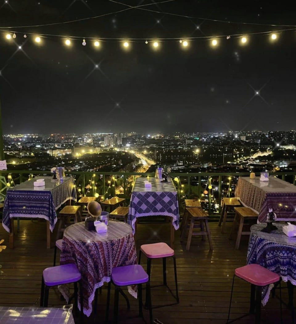 Jin Chen Impression Hotel (Yiwu Niansanli Aegean Shopping Park Branch) Hotel in Hangzhou